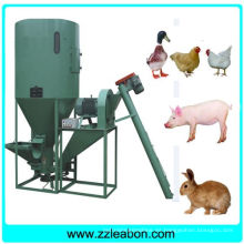 Máquina vertical del mezclador de la alimentación del pollo de las aves de corral con la trituradora